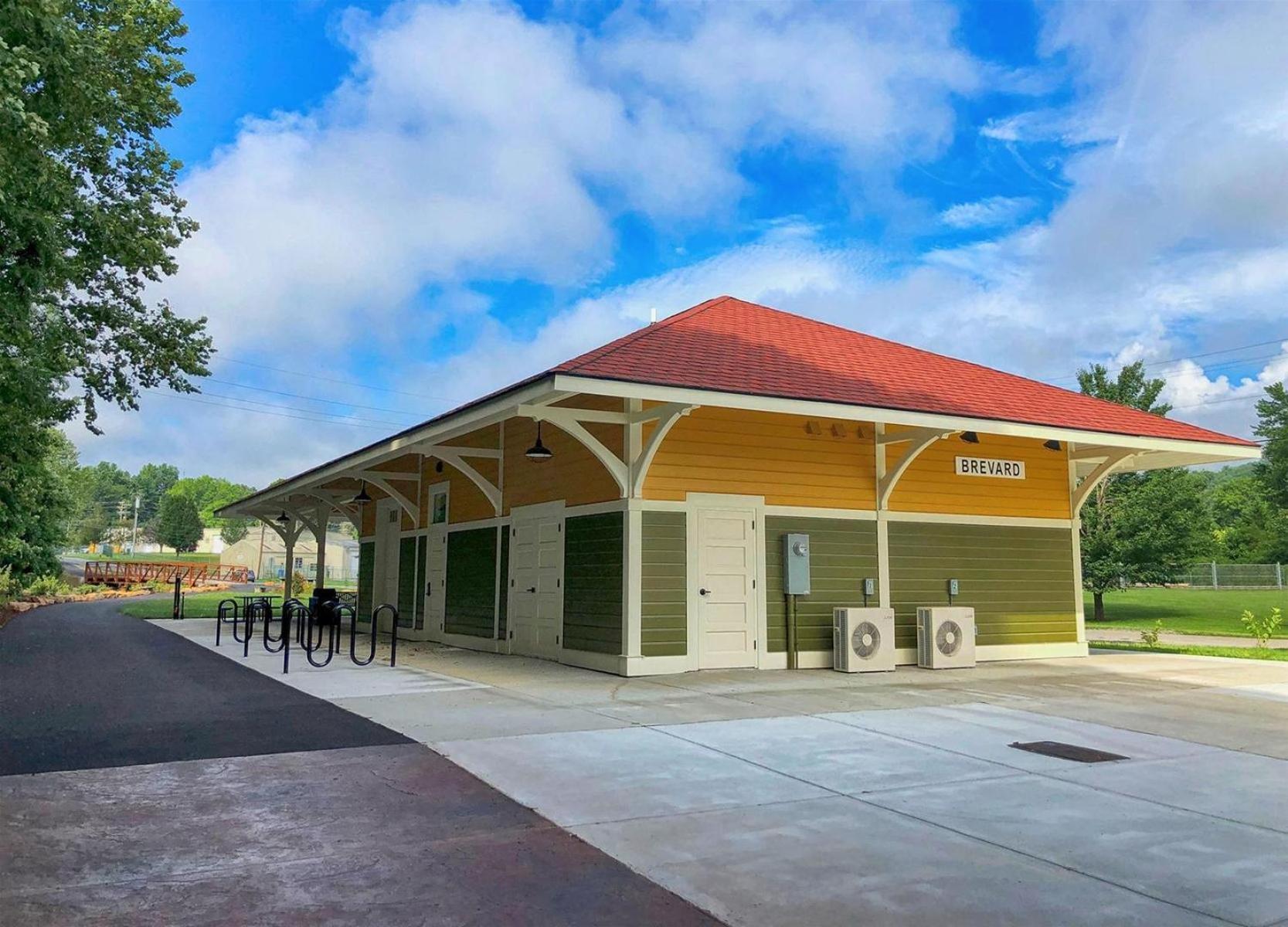 Bike Path Getaway In Town Villa Brevard Exterior foto